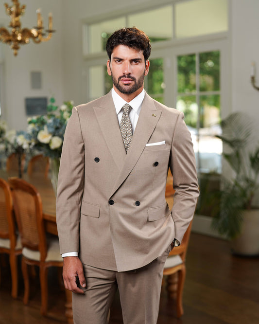 4-Button Double-Breasted Suit
