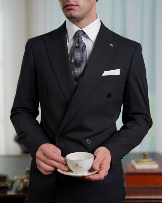4-Button Double-Breasted Suit